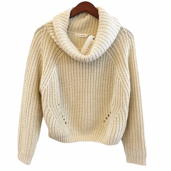 MOON & MADISON NWT Cropped Cowl Neck Knit Sweater Size Small in Cream - Picture 2 of 13
